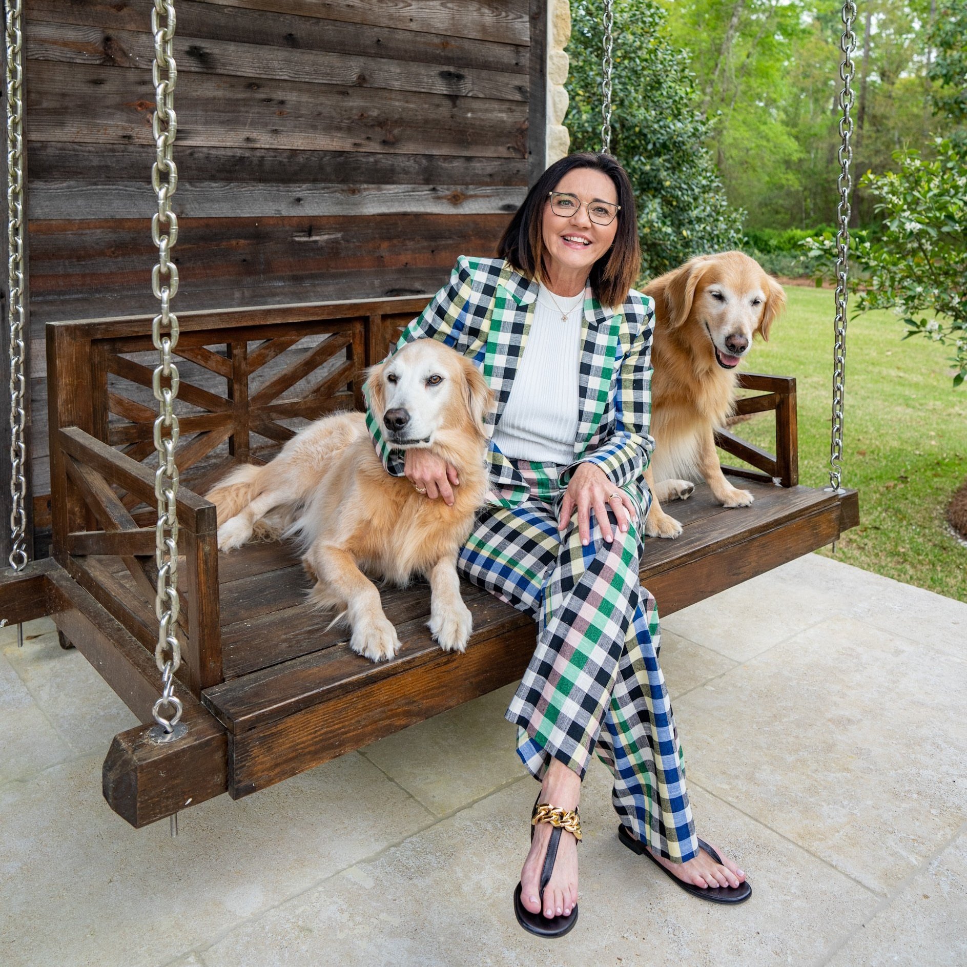 Chantell Cooley ao ar livre, ilustrando as estações da vida